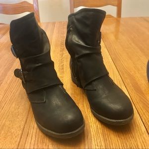 Women’s Black Boots 8.5
